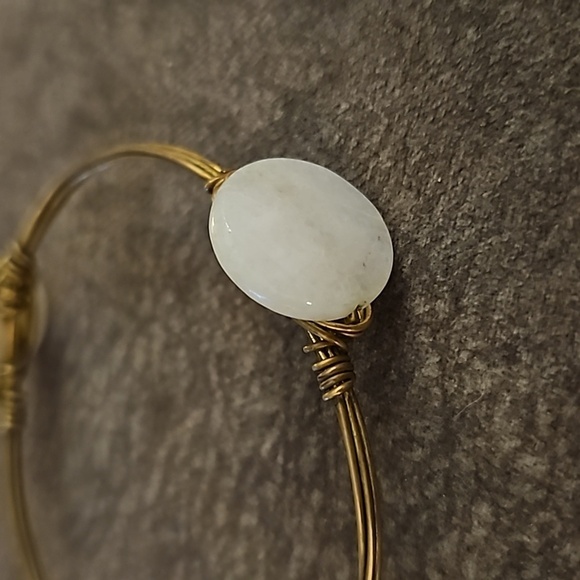 BOURBON & BOWTIES Faceted Gemstone Bead Wire Wrap Bangle Bracelet - Picture 4 of 6